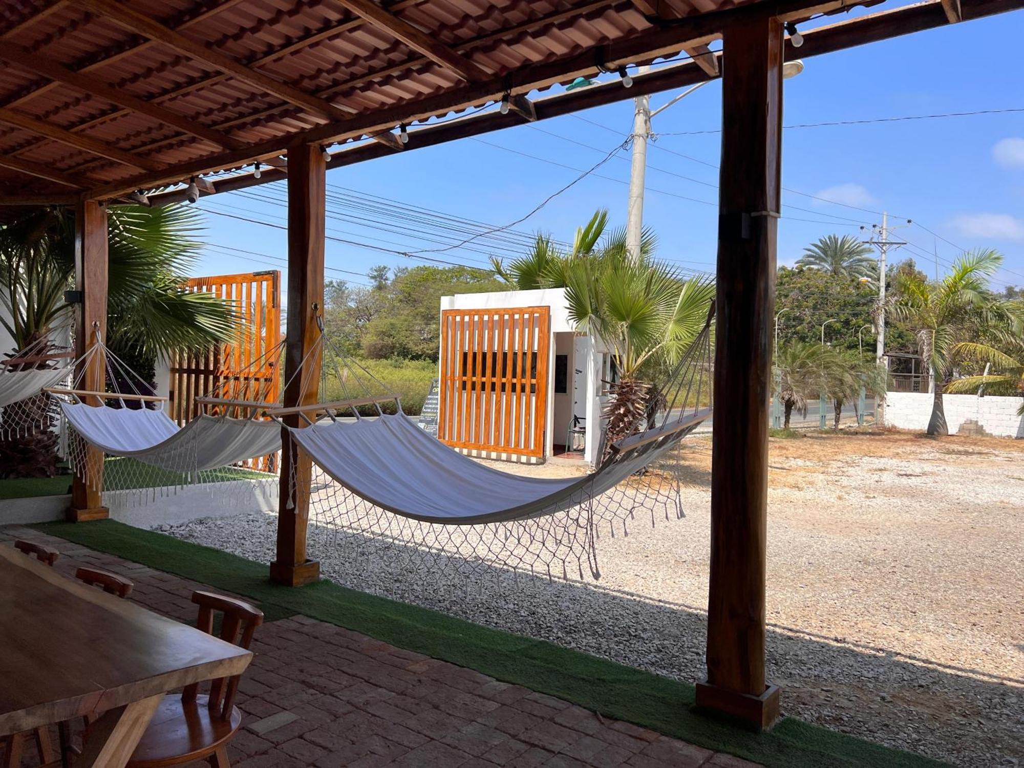 Ohana Beach Hotel Playas Extérieur photo