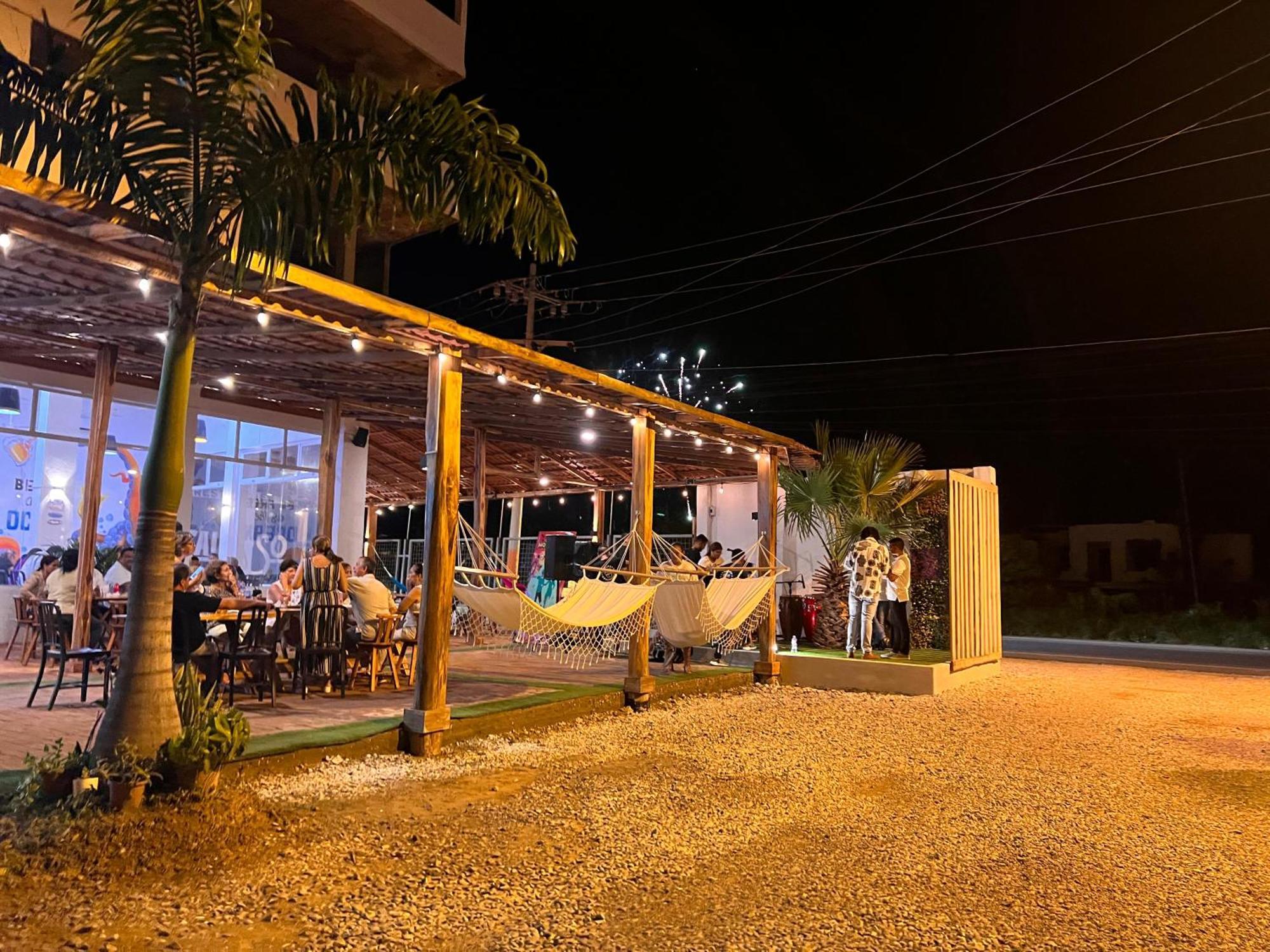 Ohana Beach Hotel Playas Extérieur photo