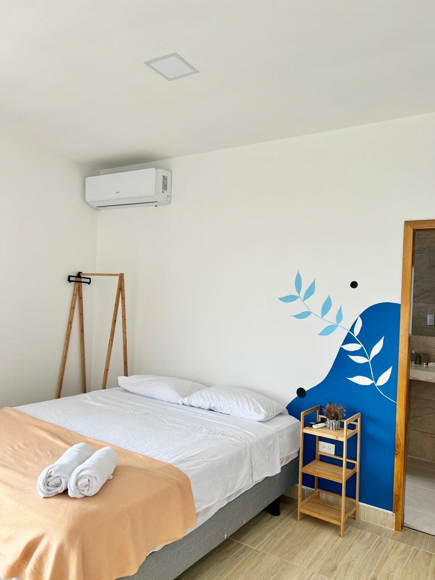 Ohana Beach Hotel Playas Extérieur photo
